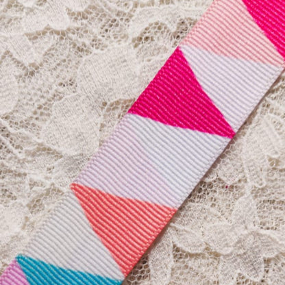 Triangle Ribbon - Pink